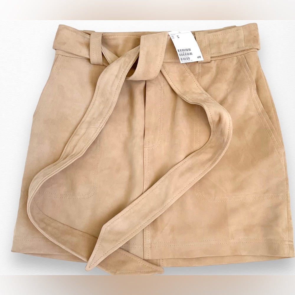 H&M WOMEN’S SKIRT LACE-UP SIZE MEDIUM